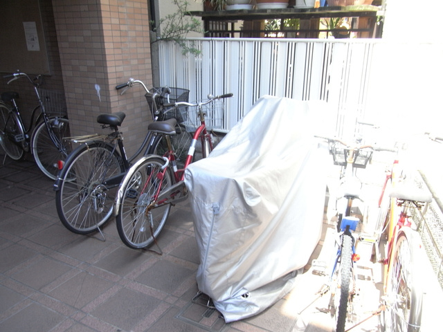 坂田ハイツの駐車場