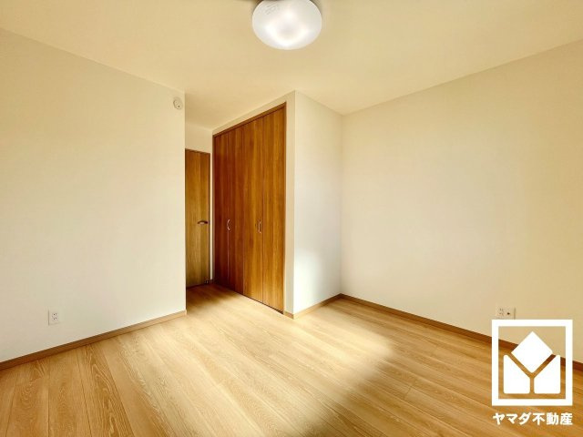 伏見区納所町の洋室