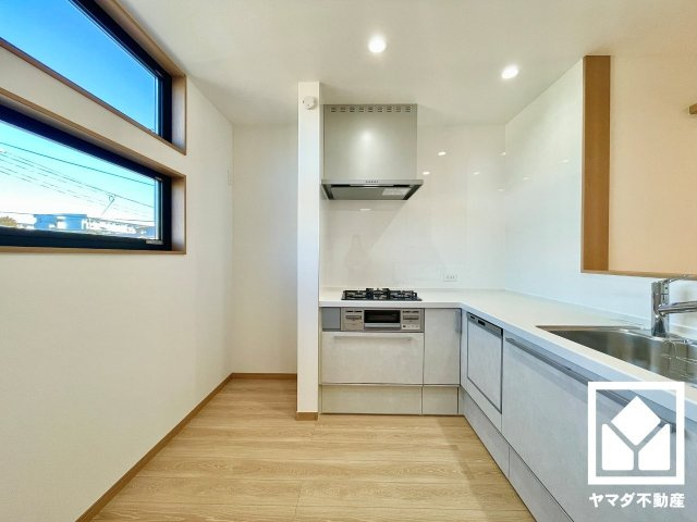 伏見区納所町のキッチン