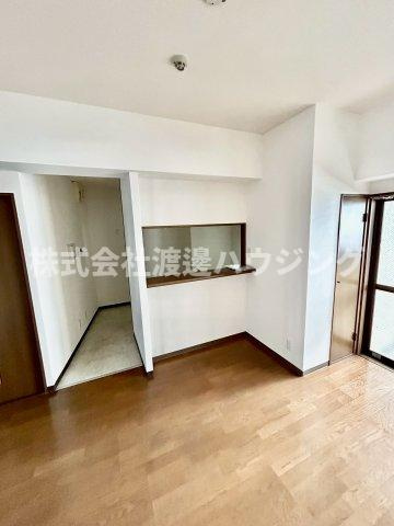 アルテ江坂の居間・リビング