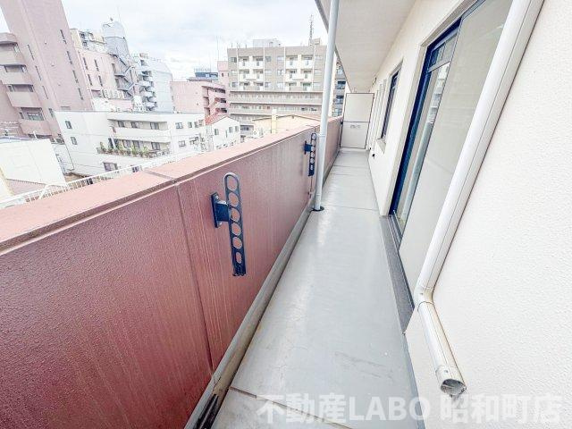 マジョール松崎町のバルコニー