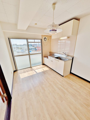 【居間・リビング】 | サンライト朝田