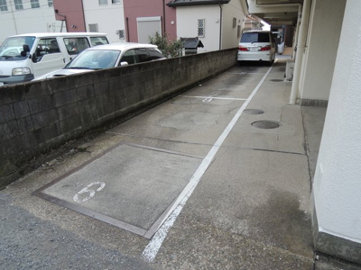 【駐車場】 | サンライト朝田