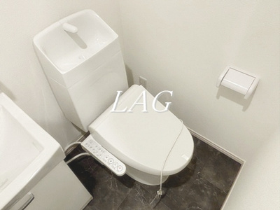 【トイレ】 | モダンアパートメント津田沼EAST | トイレです。