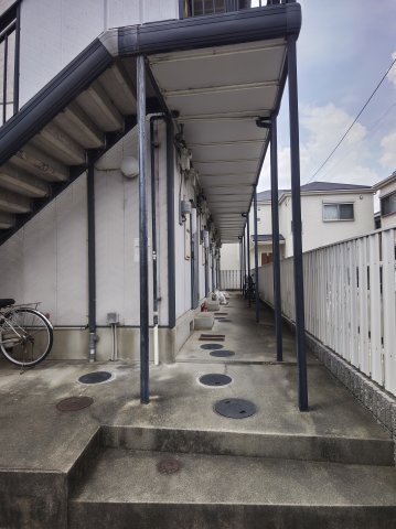 プラーサ・セレッソ寝屋川東のロビー