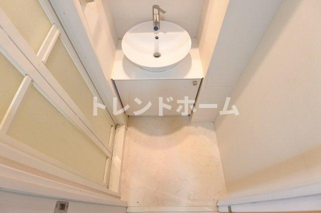 エスリード難波レジデンスの独立洗面台|選べる家電プランあり！！