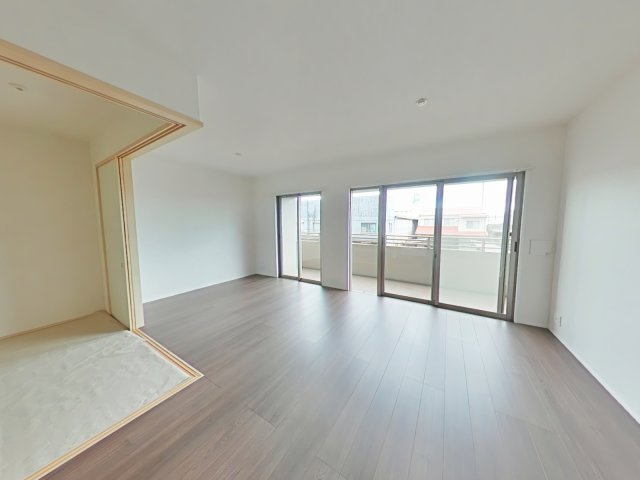 サーパス新保緑道公園のその他|南向きのため、日中は室内に陽が差し込みます！