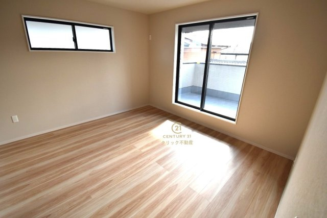 ケイアイフィット　水戸市酒門町　15期 　2の洋室|採光バッチリ・通風良好です。
たっぷり差し込む陽光がお部屋を明るく照らします！