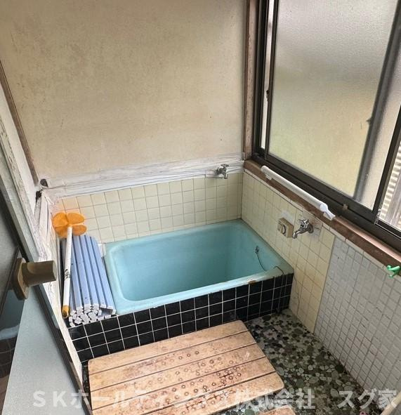 綾部市金河内町古民家の浴室