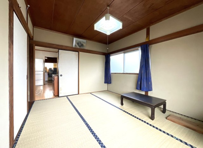 【和室】 | 宇治市広野町尖山　中古戸建 | 【和室約7.4ｍ】収納や《床の間》も完備されています。