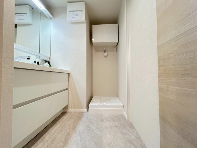 ◆リフォーム済◆京阪「神宮丸太町」駅徒歩４分◆スーパー徒歩２分◆河原町スカイマンションの洗面所|洗面