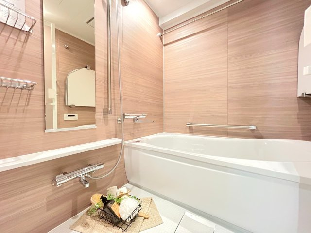 ◆リフォーム済◆京阪「神宮丸太町」駅徒歩４分◆スーパー徒歩２分◆河原町スカイマンションの浴室|浴室