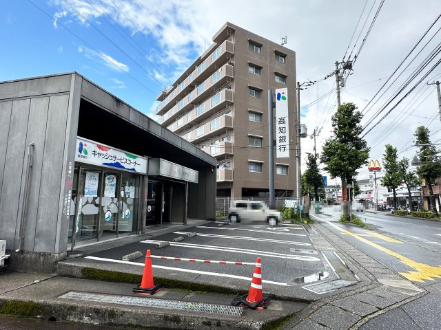 ブライトンコート中万々