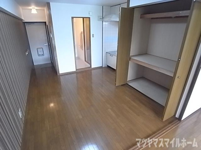【居間・リビング】 | OKハイツ８号館