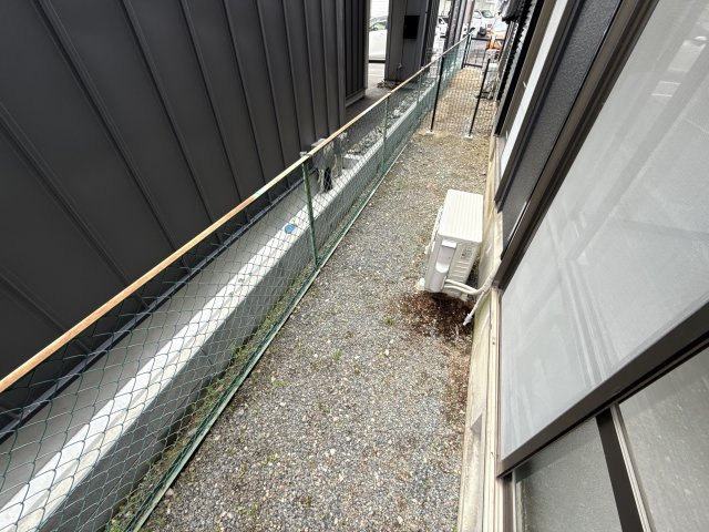 カナロア野里駅前のバルコニー