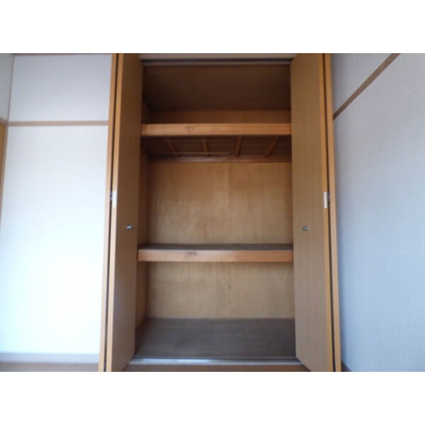 サンハイツしのぎの収納