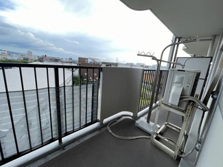 【バルコニー】