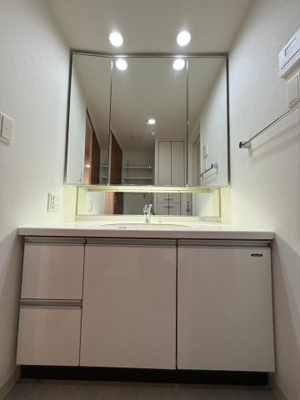 【洗面所】 | フロンティアタワー日本橋