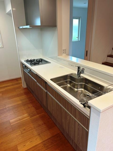 中町戸建のキッチン|キッチンでお料理をお楽しみください