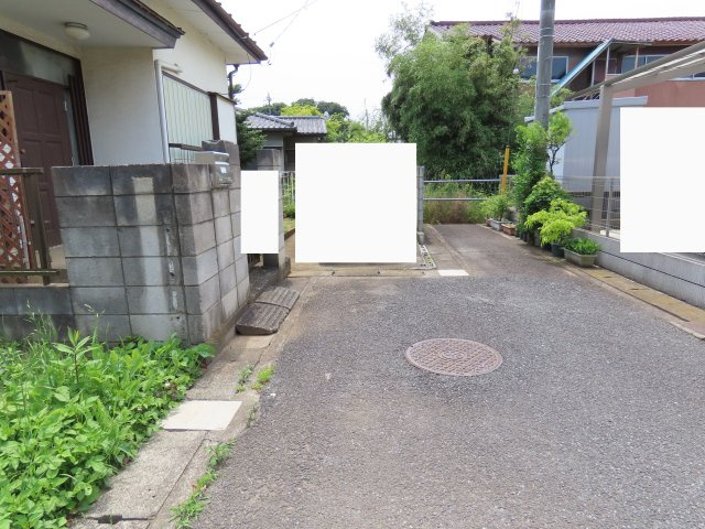 坂戸市泉町売地の前面道路含む現地写真