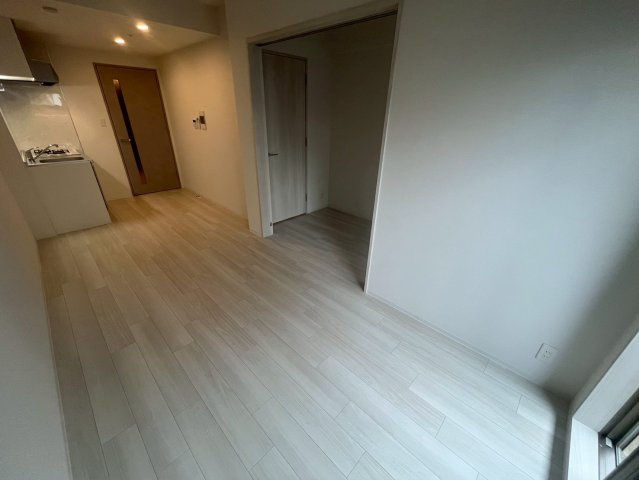 Alivis緑橋の居間・リビング