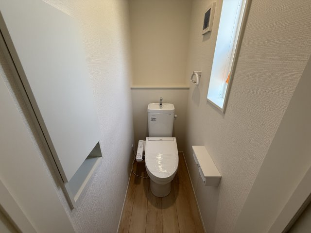 神戸市西区玉津町高津橋新築戸建２号棟のトイレ