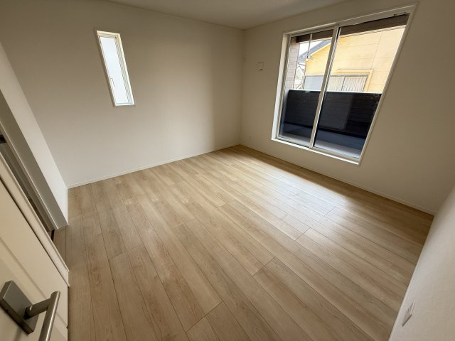 神戸市西区玉津町高津橋新築戸建２号棟の洋室