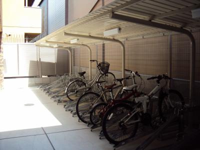 アスヴェル京都東堀川の駐車場|駐輪場