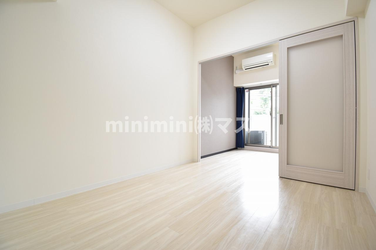 LaCASA玉造の居間・リビング