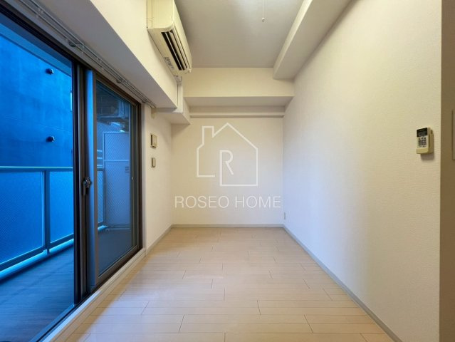 エステムプラザ大阪城パークフロントの居間・リビング