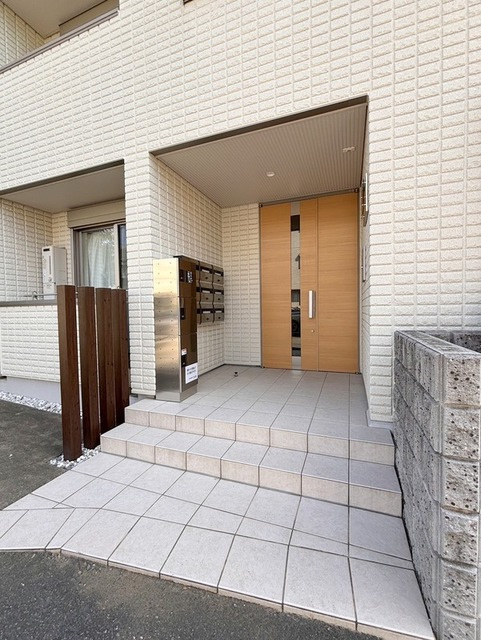 Ｍａｉｓｏｎ　ｄｅ　Ｆｅｕｉｌｌｅｓのエントランス