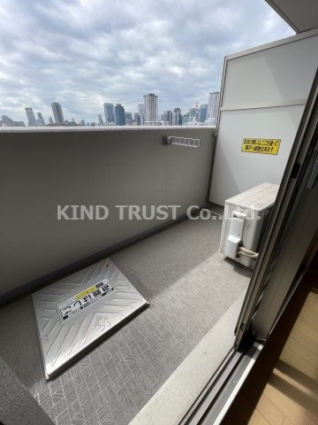 エスリード梅田北のバルコニー|開放的で明るい空間を演出してくれるバルコニーです