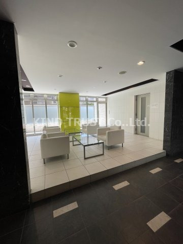 エスリード梅田北のロビー|落ち着いたロビーです