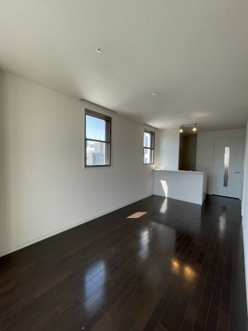 エスティメゾン西天満の居間・リビング