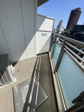 エスティメゾン西天満のバルコニー