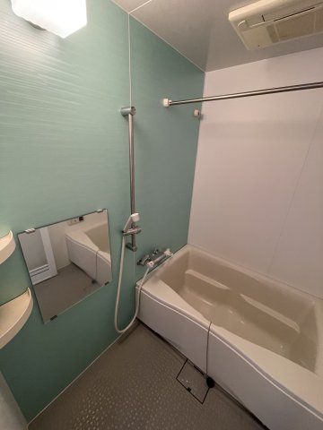 エスティメゾン西天満の浴室