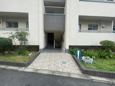 【エントランス】 | 南円明寺ヶ丘団地16棟