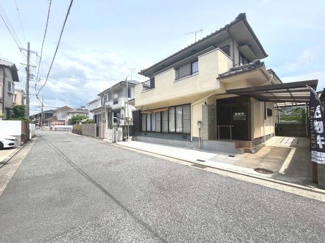 【前面道路含む現地写真】