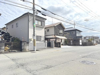 【前面道路含む現地写真】