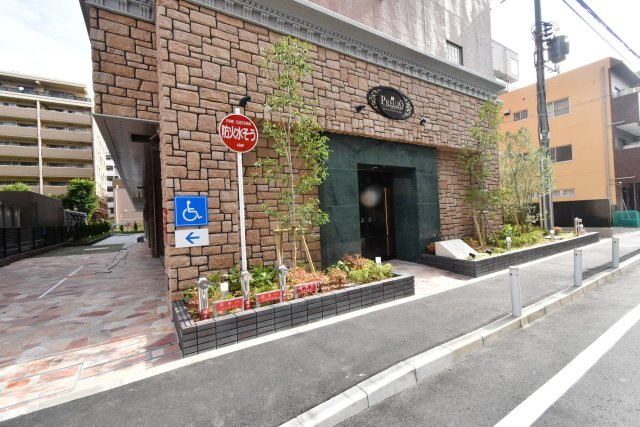 プレジオさくら夙川のエントランス