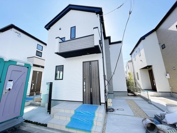 世田谷区宇奈根３丁目の新築一戸建の外観|二子玉川駅まで平坦な道のり
閑静な住宅街に新規分譲地の誕生！
この機会に是非、ご覧ください！