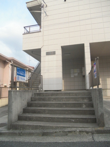 コーポさくらのエントランス