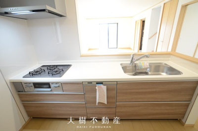 【キッチン】 | 綾瀬市深谷中1丁目　新築戸建て　全3棟【仲介手数料無料】