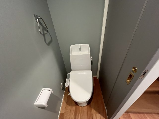 仲介手数料不要！東根市神町東三丁目B棟のトイレ