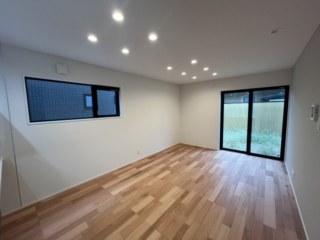 仲介手数料不要！東根市神町東三丁目B棟の独立洗面台|収納が多く使いやすいタイプのものです