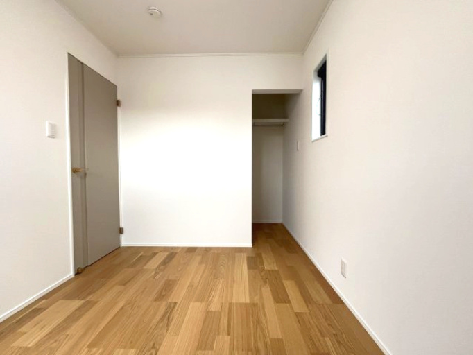 仲介手数料不要！東根市神町東三丁目C棟の洋室|洋室②