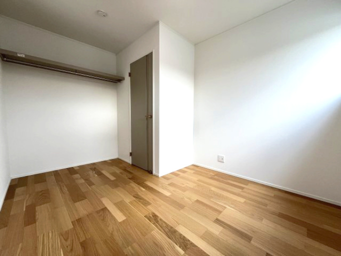 仲介手数料不要！東根市神町東三丁目C棟の洋室|洋室③