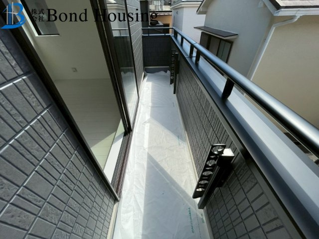 性能評価取得物件　中朝霧丘46全1棟　新築戸建のバルコニー