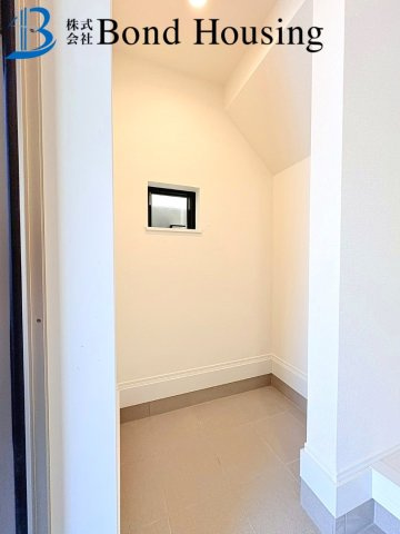 性能評価取得物件　中朝霧丘46全1棟　新築戸建の収納