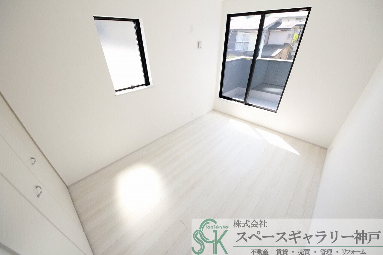 神陵台9丁目戸建の寝室